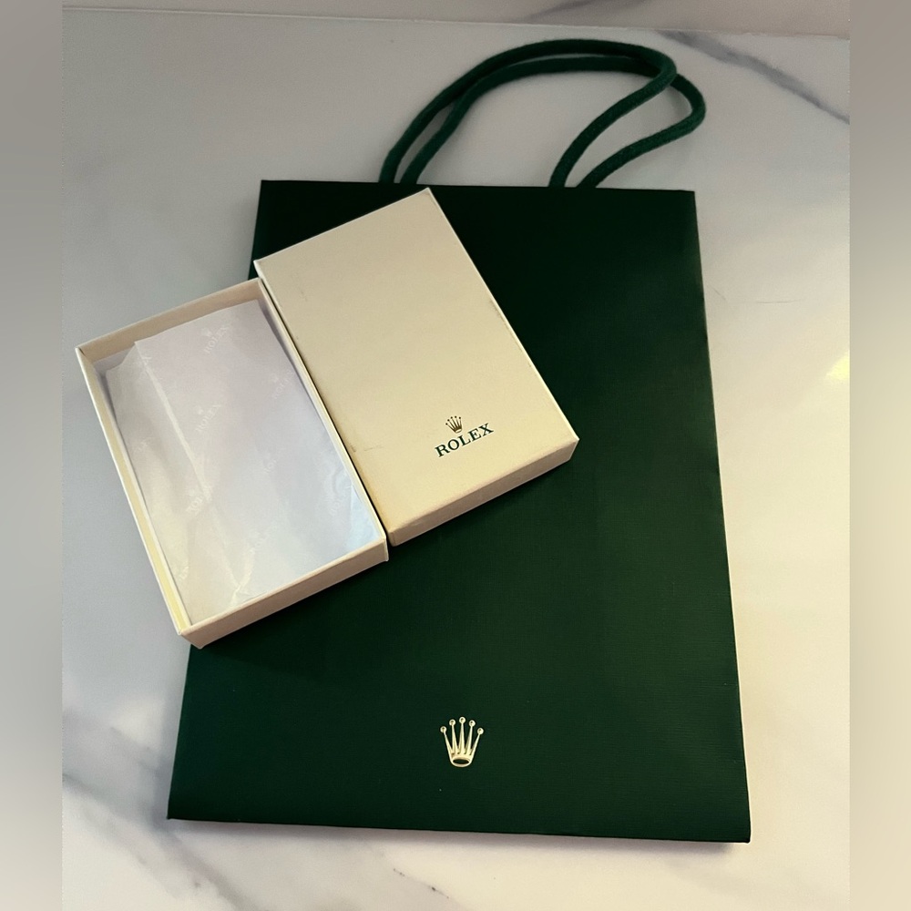 100% Authentic Rolex Green Gift Bag & box